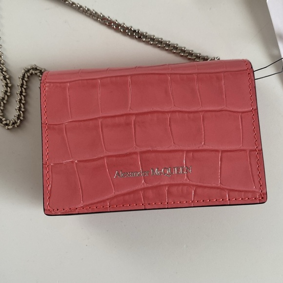 ๐ ALEXANDER MCQUEEN | Card Holder on Chain - Picture 9 of 14